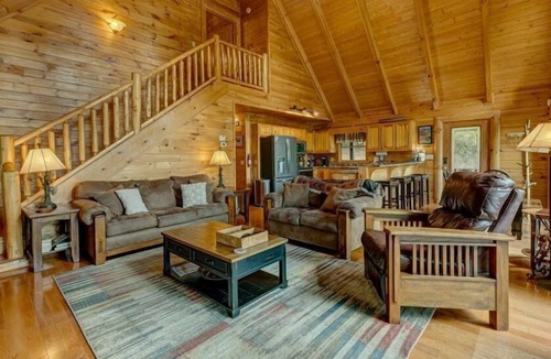 Necowa Cove Cabin | Bearway To Heaven