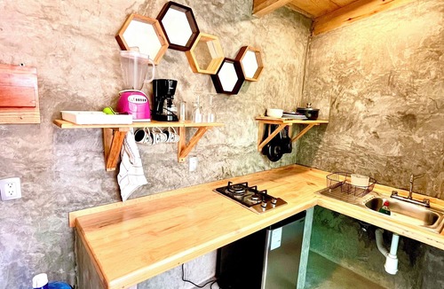 Zinacantan Cabin | Beautiful cabin in the middle of the forest, Cabaña Colibrí.