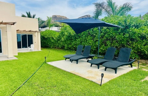 Barra de Colotepec Villa | Beautiful beachfront villa in Puerto Escondido Oaxaca, ideal for families.