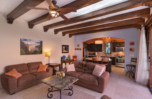 Nopolo House | Beautiful 2 BD & 2.5 BA with Private Pool amazing views!