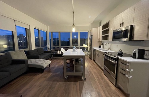 Jamaica Hills - Pond Apartment | Beautiful 2 bed APT