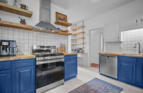 Lowry Hill East House | Beautiful, 3br Near Lake Bde Maka Ska