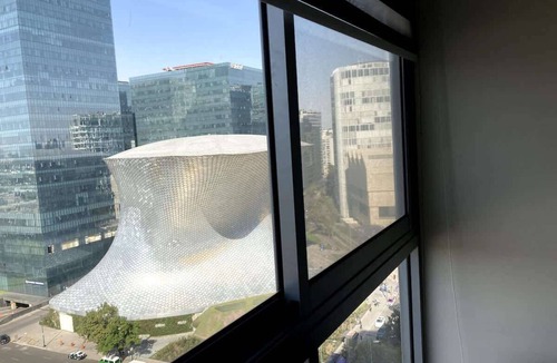 Miguel Hidalgo Condo | Beautiful apartment w/amenities in front of CARSO