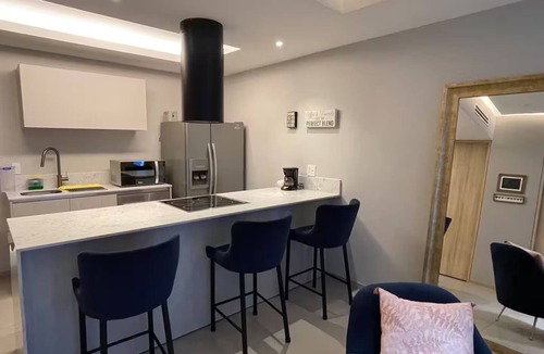 Financial District Apartment | Beautiful apartment, excellent location.