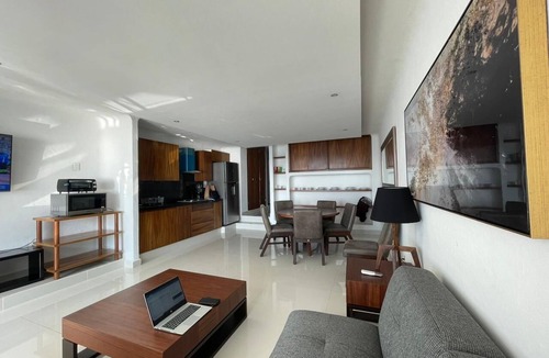 Manzanillo Apartment | BEAUTIFUL APARTMENT AT THE FOOT OF THE BEACH WITH TOTALLY NEW POOL
