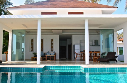 Na Mueang Villa | Beautiful Beachfront 3 BRM, private pool