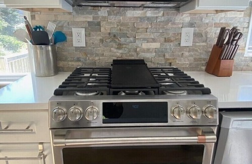 Cape Elizabeth House | Beautiful Cape Elizabeth Home just a Short Walk to the Beach & Restaurants!