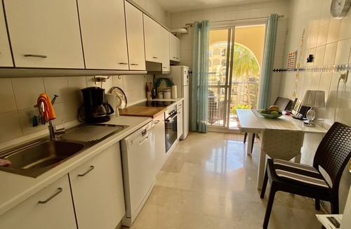 Fuengirola Apartment | Beautiful central apartment with communal pool