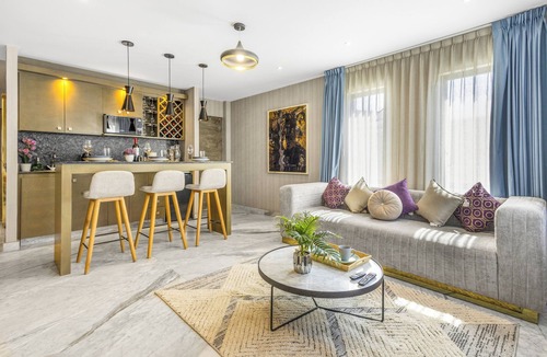 El Medano Ejidal Apartment | Beautiful Condo Near Beach with FAST WiFi and AC in DownTown Cabo San Lucas