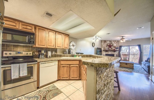 New Braunfels Condo | Beautiful condo on the Guadalupe River in downtown New Braunfels with a pool.