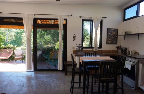 San Francisco House | Beautiful Cozy House in the Jungle