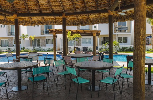 Cerritos House | Beautiful house in private condo near to the beach