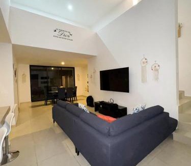 Conkal House | Beautiful House Private Pool 2 min Sitpach Family