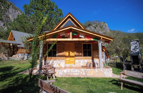 Monterrey Cabin | Beautiful mountain cabin
