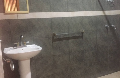 Medellin Hostel | Beautiful private room 9 minutes from the beach