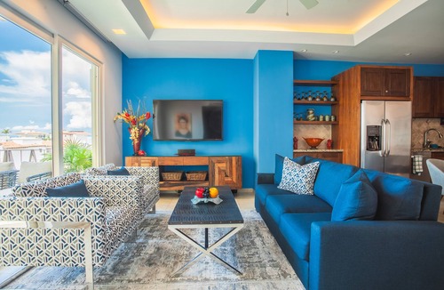 Amapas Condo | Beautiful View 1 bedroom condo 1/2 block from the beach! 1BD Condo for rent in A