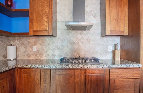 Amapas Condo | Beautiful View 1 bedroom condo 1/2 block from the beach! 1BD Condo for rent in A