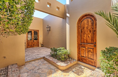 Sandy Beach Villa | Beautiful Villa in Bella Sirena Resort