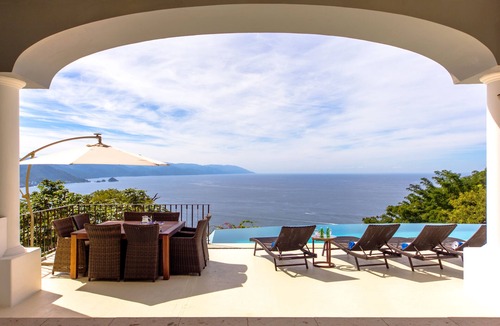 Conchas Chinas House | Beautiful Villa with panoramic views, full staff , private pool , come and enjoy