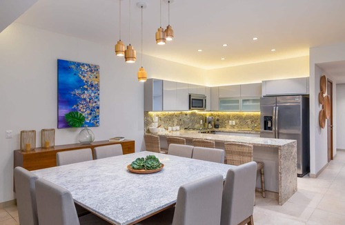 Bucerias Condo | BEAUTIFUL WATERFRONT CONDO IN BUCERIAS! Well equipped with exceptional views