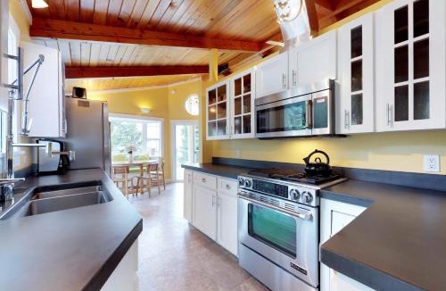 Depoe Bay House | Bella Cove
