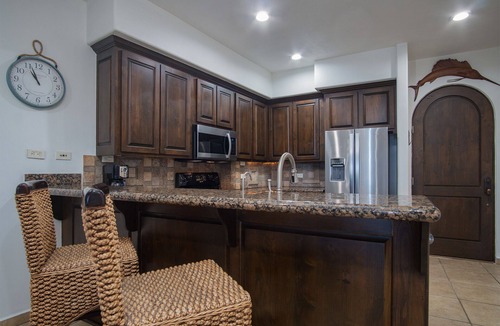 Sandy Beach Condo | Bella Sirena