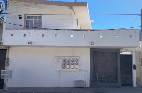 Ampliacion Juarez Apartment | Bello y cómodo departamento ¡A 10 minutos del centro de Cabo San Lucas!