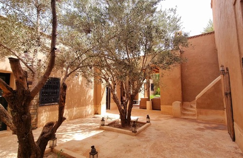 Oumnass House | Berber double bedroom
