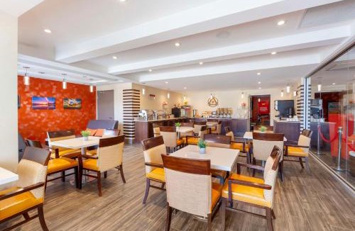 Fort St. John Hotel | Best Western Plus Chateau Fort St. John