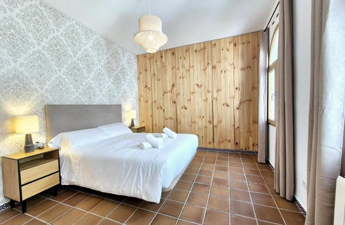 San Pedro Apartment | BHost - Palace