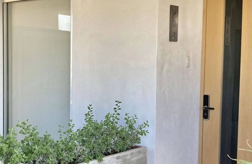 Puerto Vallarta Condo | Bienvenidos! Boutique building in the Versalles neighborhood of Puerto Vallarta!