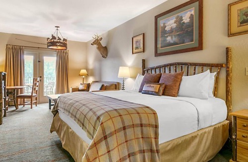Big Cedars Resort | Big Cedar Wilderness Club Studio Relaxing resort in charming Ridgedale