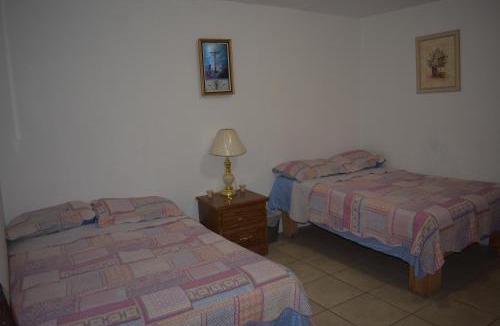 Juarez Municipality House | Blanquita guesthouse