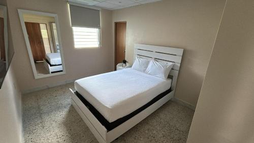 Manati Hostel | Blue Lodge