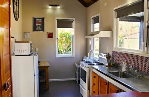 Turangi House | Bluehaven Cottage - Turangi Holiday Home