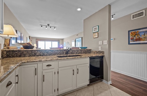 Pine Knoll Shores Condo | Breakers A-4 | Ocean Views, Pools & Beach Access