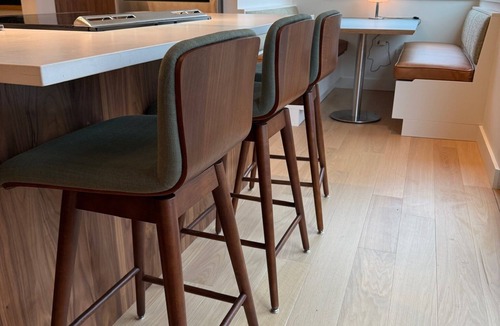 Rosemont House | Bright, spacious home, new kitchen, hot tub, beautiful art, EV charger