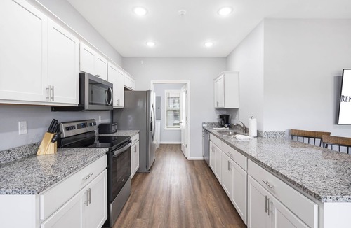 Branson West Condo | Bright Upgraded Decor with Hot Tub, Deck, Arcade, Free Tickets & Onsite Ledgestone Golf