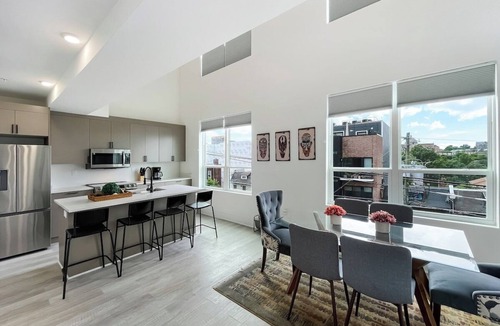 Brookland Bed & Breakfast | Brookland Penthouse with Rooftop Views & Garden View