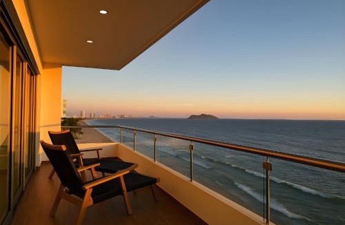 Cerritos Apartment | Brujas Tower Beach Resort