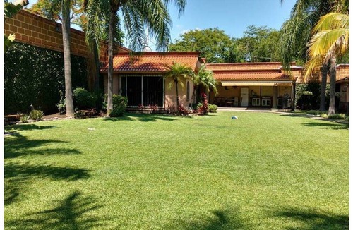 Tezoyuca House | BUNGALOW FOR 10 PEOPLE - MEXICO