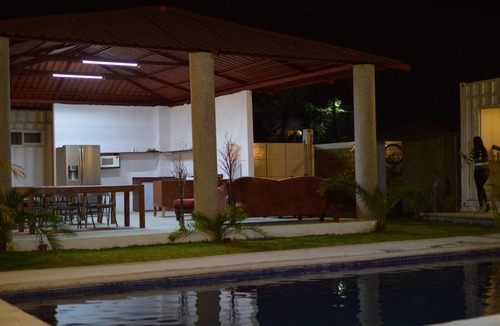 Temixco House | Bunker Rooms 12 habitaciones- 12 Rooms at Cuernavaca & Temixco, Morelos, Mexico