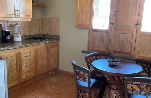 Mazamitla Cabin | Cabaña de Lujo con Jardines Excepcionales