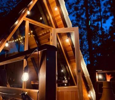 San Jose del Pacifico Ski Chalet | Cabaña privada en el bosque, cerca al rio Starlinkk