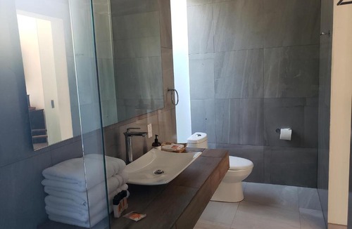La Laguna Hotel | CaLu Hotel en La Laguna, Santa María del Oro