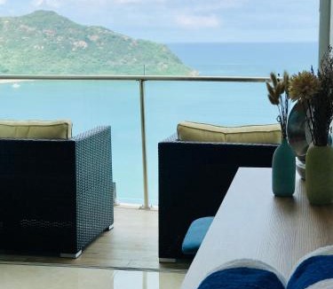 Zona Dorada Apartment | Camino Al Mar with Amazing View of the Ocean, Beach and Pool