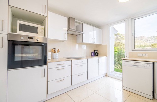 Cala Carbo Apartment | 'Can Botana 10' with Sea View, Wi-Fi and Air Conditioning