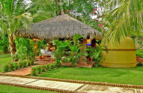 Flamingo Resort | Canadian Resort Vallarta