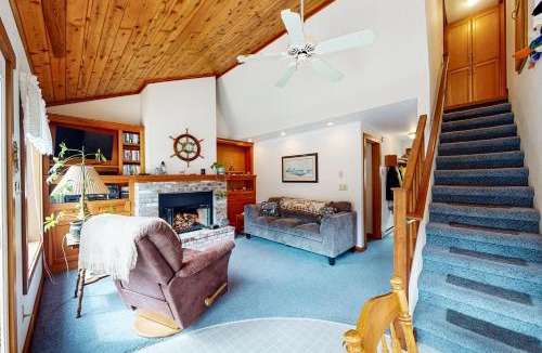Tolovana Park House | Cannon Beach Cottage