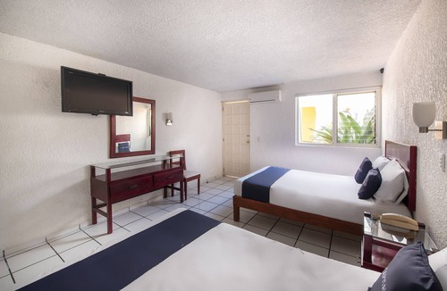 Ciudad Guzman Hotel | Capital O Colón, Ciudad Guzmán Jalisco